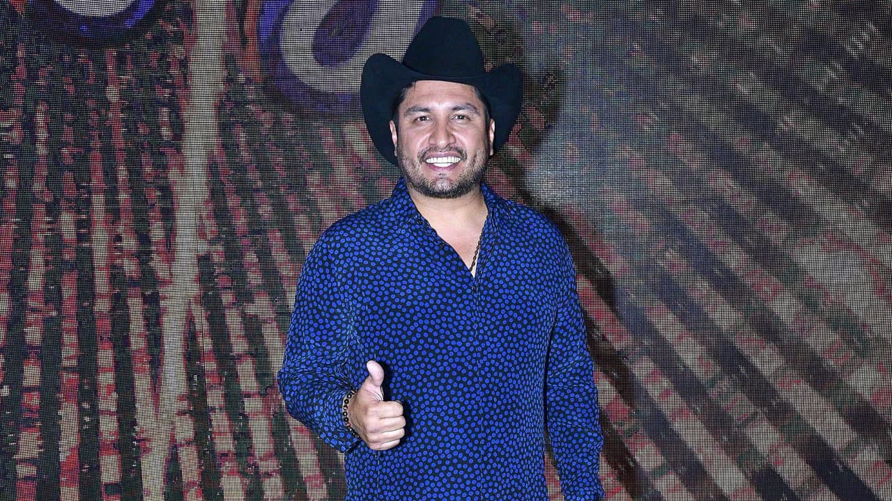 Reportan detención del padre de Julión Álvarez: Esto se sabe