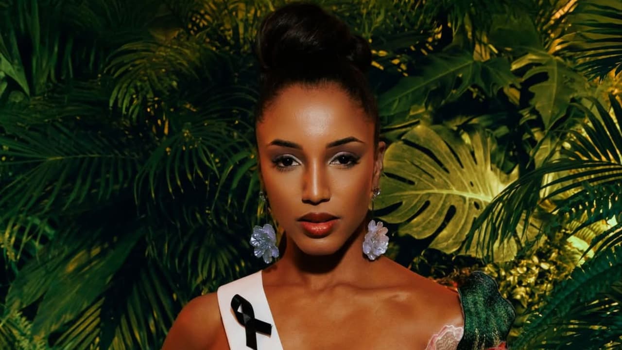 Miss Jamaica permanece en estado crítico tras caerse en Miss Universo; revelan devastador diagnóstico