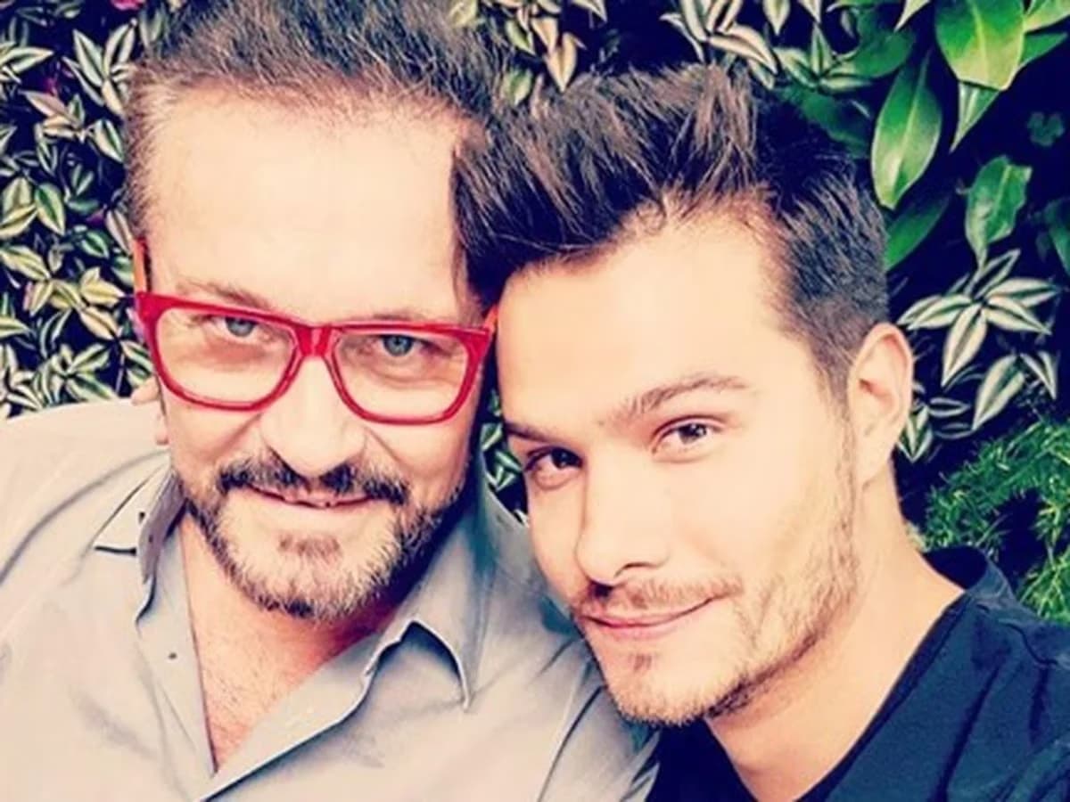 Arturo Peniche protagoniza foto con hijo de Brandon Peniche; fans afirman es su clon