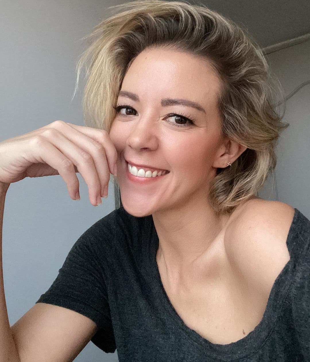 Fernanda Castillo revela la cirugía plástica que se haría en el futuro y sus deseos de ser madre