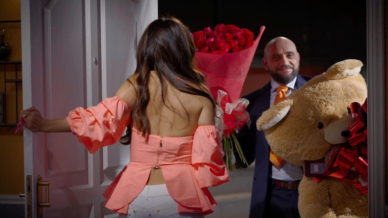En el cumpleaños de Silvita, Luis llegó con flores, chocolates y un enorme oso de peluche para disculparse por no felicitarla antes.