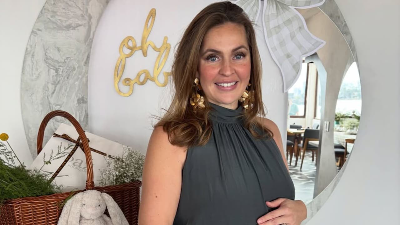 Actriz de 'Fugitivas' y 'Quiero Amarte' da la bienvenida a su bebé arcoíris y muestra su carita: "Los milagros sí existen"