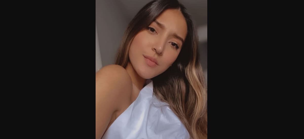 Cuenta con casi cinco mil seguidores en su perfil de Instagram, donde le llueven miles de piropos, en los que señalan que incluso parece protagonista de telenovelas.