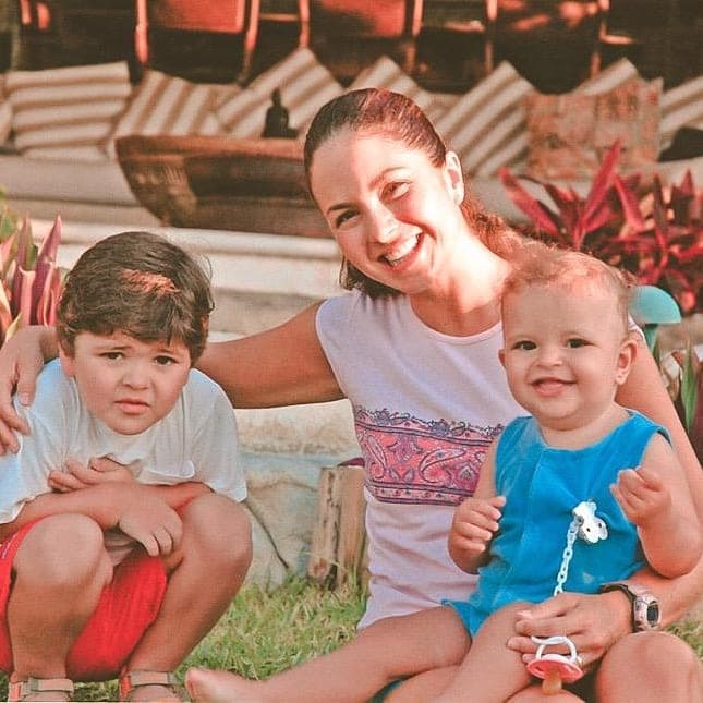 La hoy adolescente de 16 años llegó a completar la hermosa familia que los cantantes ya habían formado junto a su primogénito José Manuel.