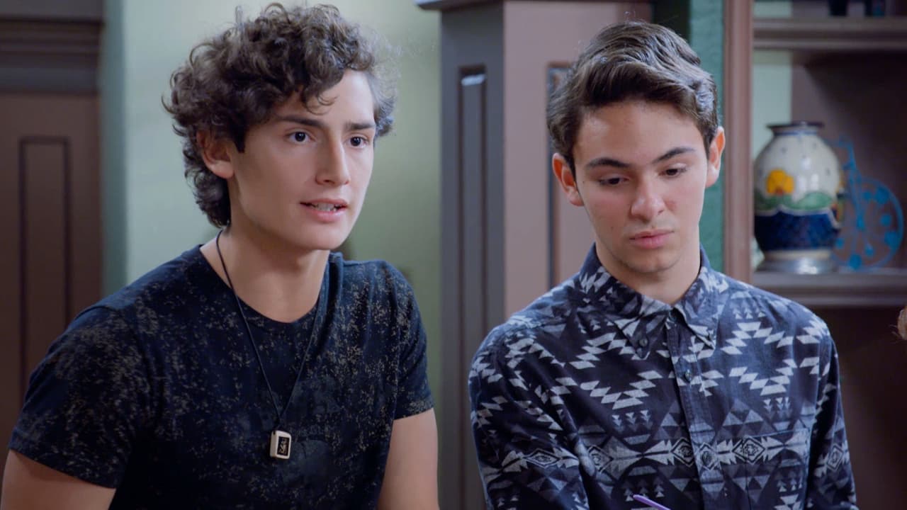 ‘ArisTemo’ impacta con tercer beso, ahora en teatro