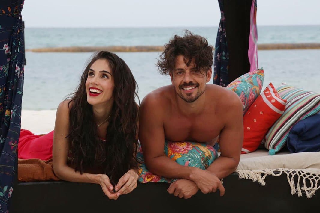 Sandra Echeverría, Juan Martín Jáuregui y el equipo de producción de "La Usurpadora" se trasladaron a Playa del Carmen para grabar escenas cruciales de la telenovela.