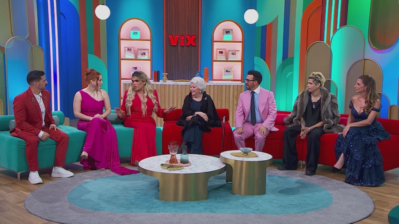 Mamá de Alexis Ayala llega a la pregala de ViX para apoyar a su hijo en La Casa de los Famosos México 2025