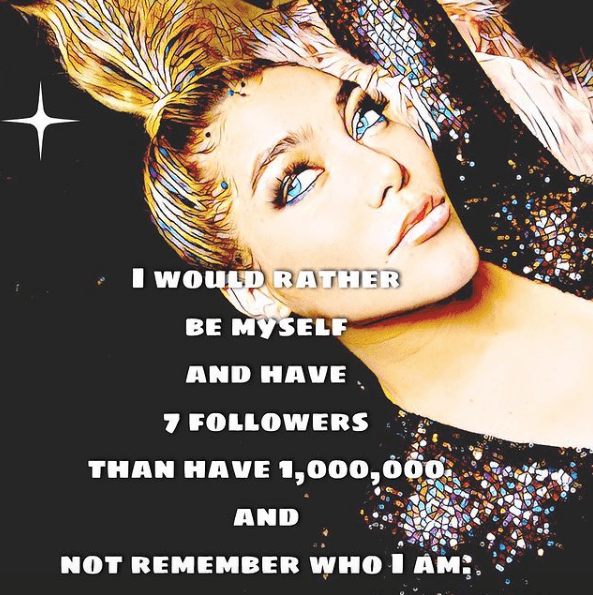 Frida Sofía luce nuevo look