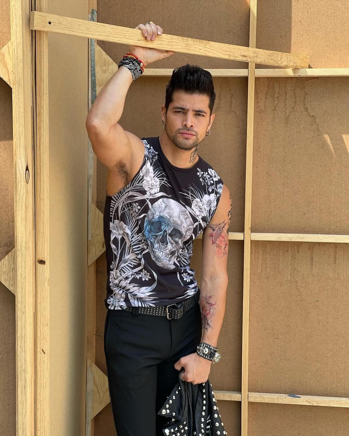 Moisés Peñaloza se convierte en uno de los hombres más guapos del mundo