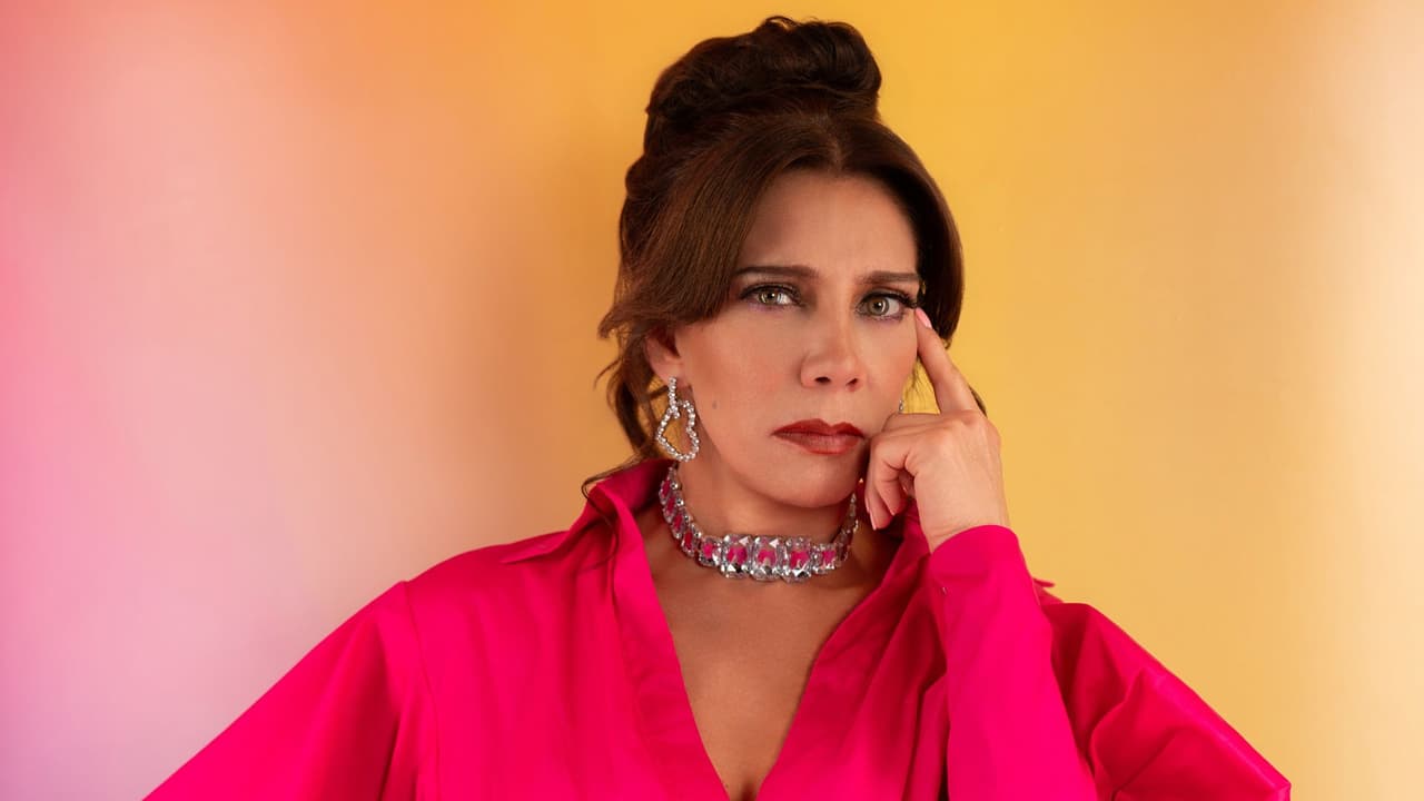 ¿Quién es Cynthia Klitbo? Esto es lo que debes saber de la sexta habitante de La Casa de los Famosos México 2026