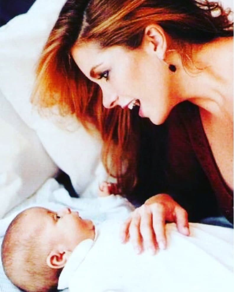 Su felicidad creció cuatro años después, cuando llegó su hija Lucerito.