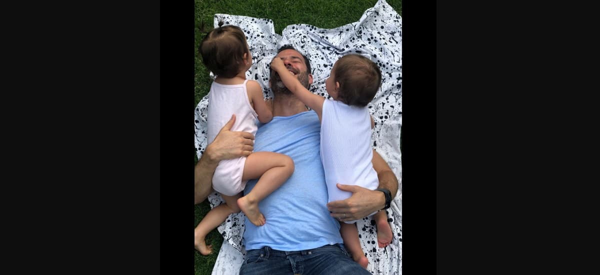 En 2017, Bárbara y Sebastián llegaron al mundo, completando la familia que la estrella de telenovelas y Emiliano Salinas ya habían formado.