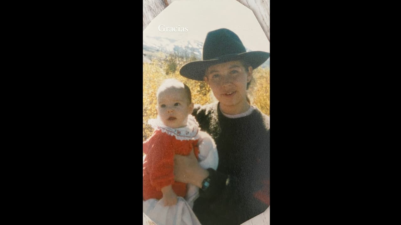 Camila Sodi comparte foto de su infancia