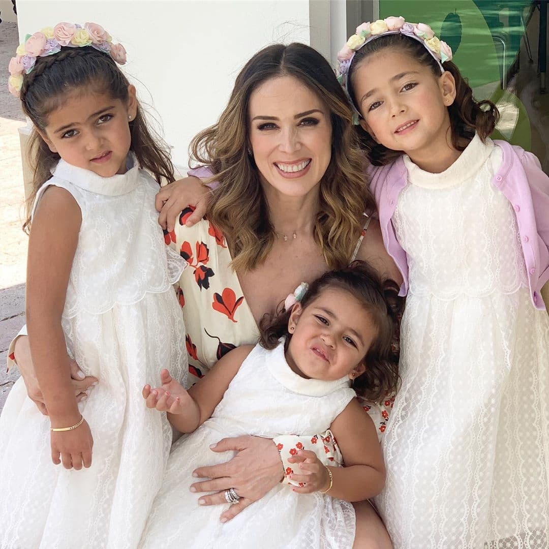 El 28 de marzo de 2013 se convirtieron en padre de los mellizos Jacqueline y Martín, quien falleció a los pocos minutos de nacido. En julio de 2014, nació su segunda hija Carolina y dos años después le dieron la bienvenida a Renata.