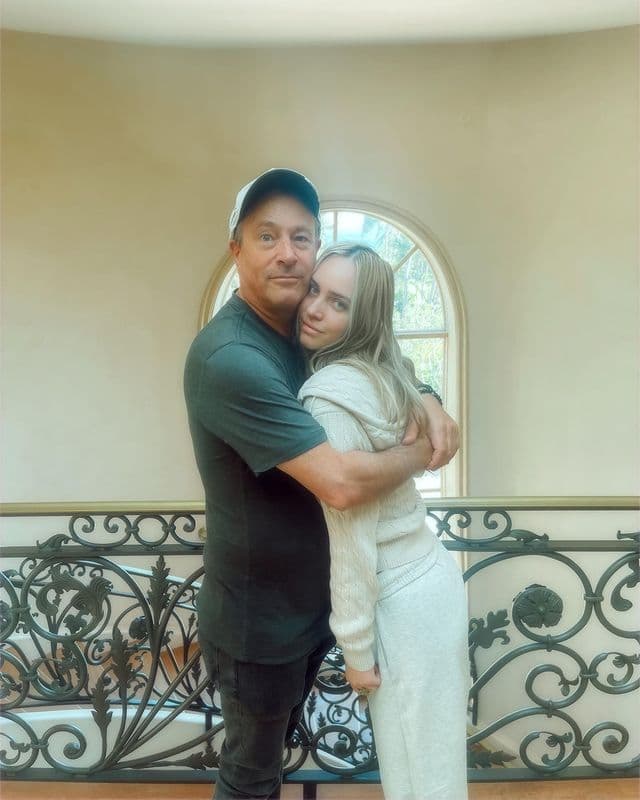 La hija de Amparín Serrano, quien falleció en agosto pasado, se sinceró con sus seguidores sobre su estado.