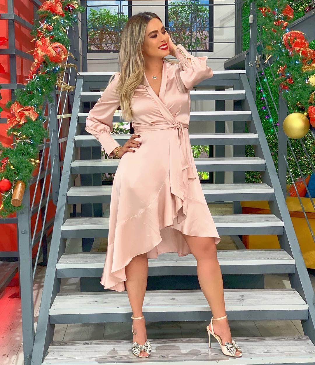 Galilea Montijo revela que a veces tiene relaciones con su esposo por compromiso