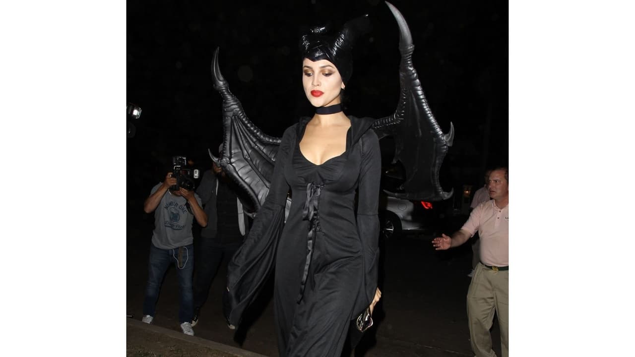 Eiza González como Maléfica