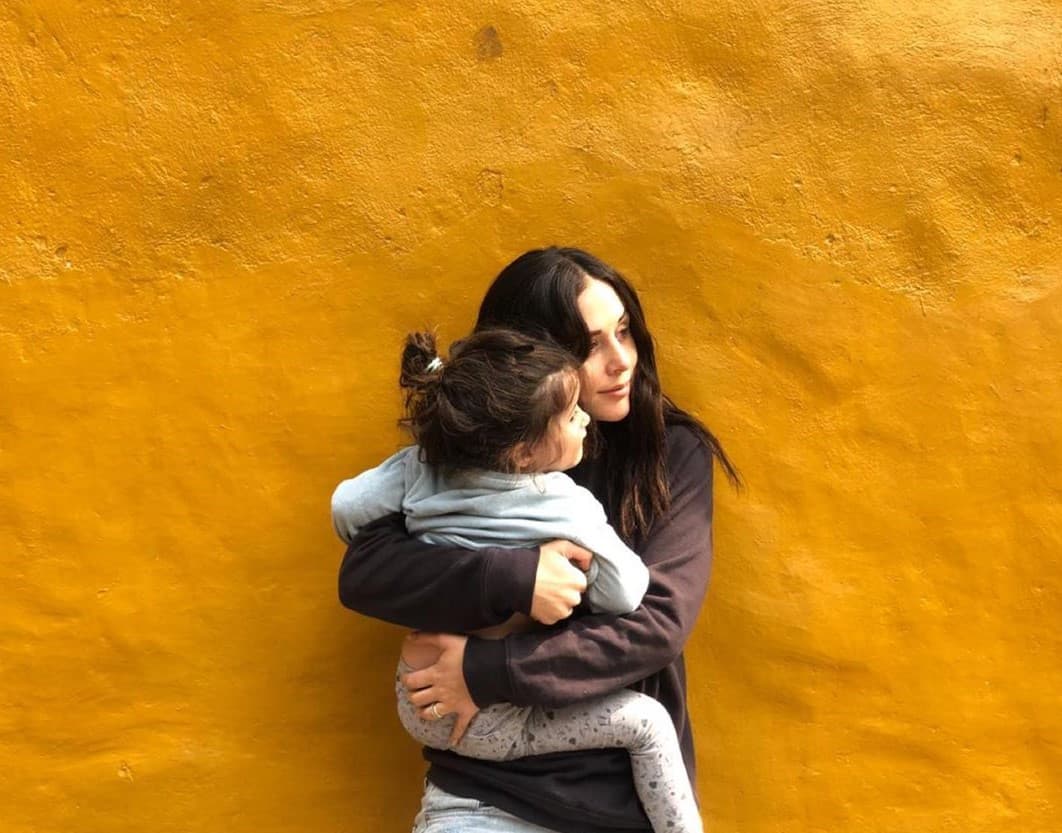 Hija de Zuria Vega hace tremenda travesura a Horacio Pancheri y Marimar Vega lo muestra en video