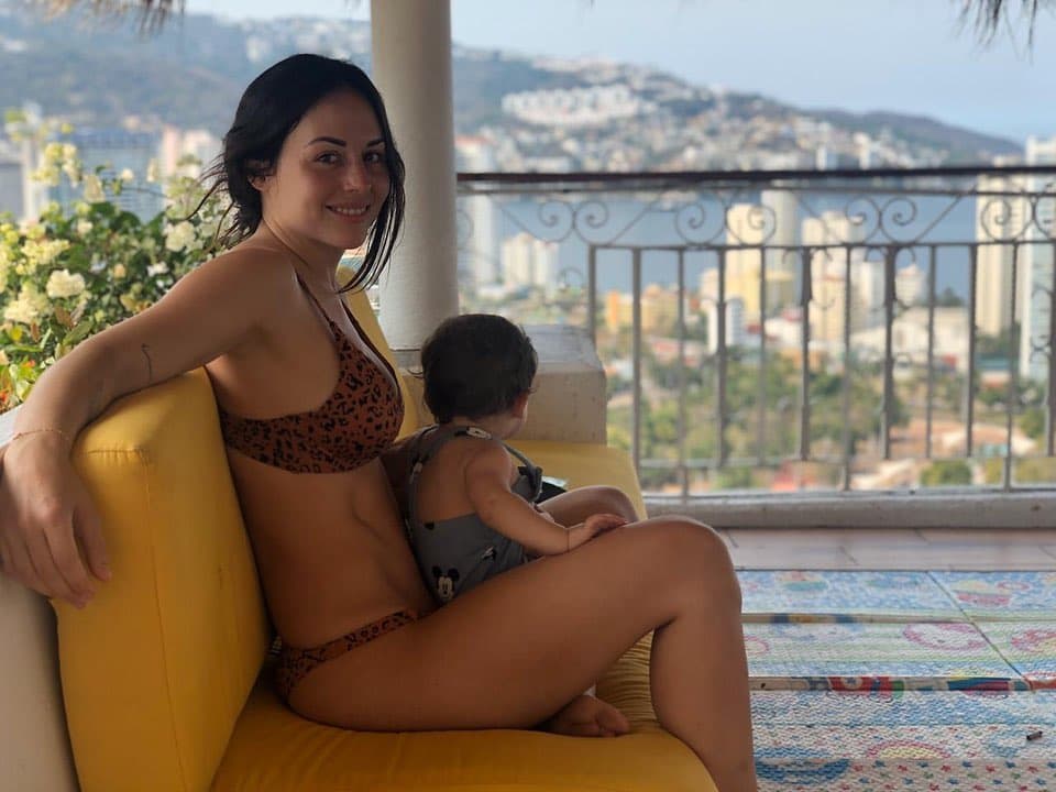 Con tierno video, Zuria Vega presume que su hijo Luka ya camina a días de cumplir un año