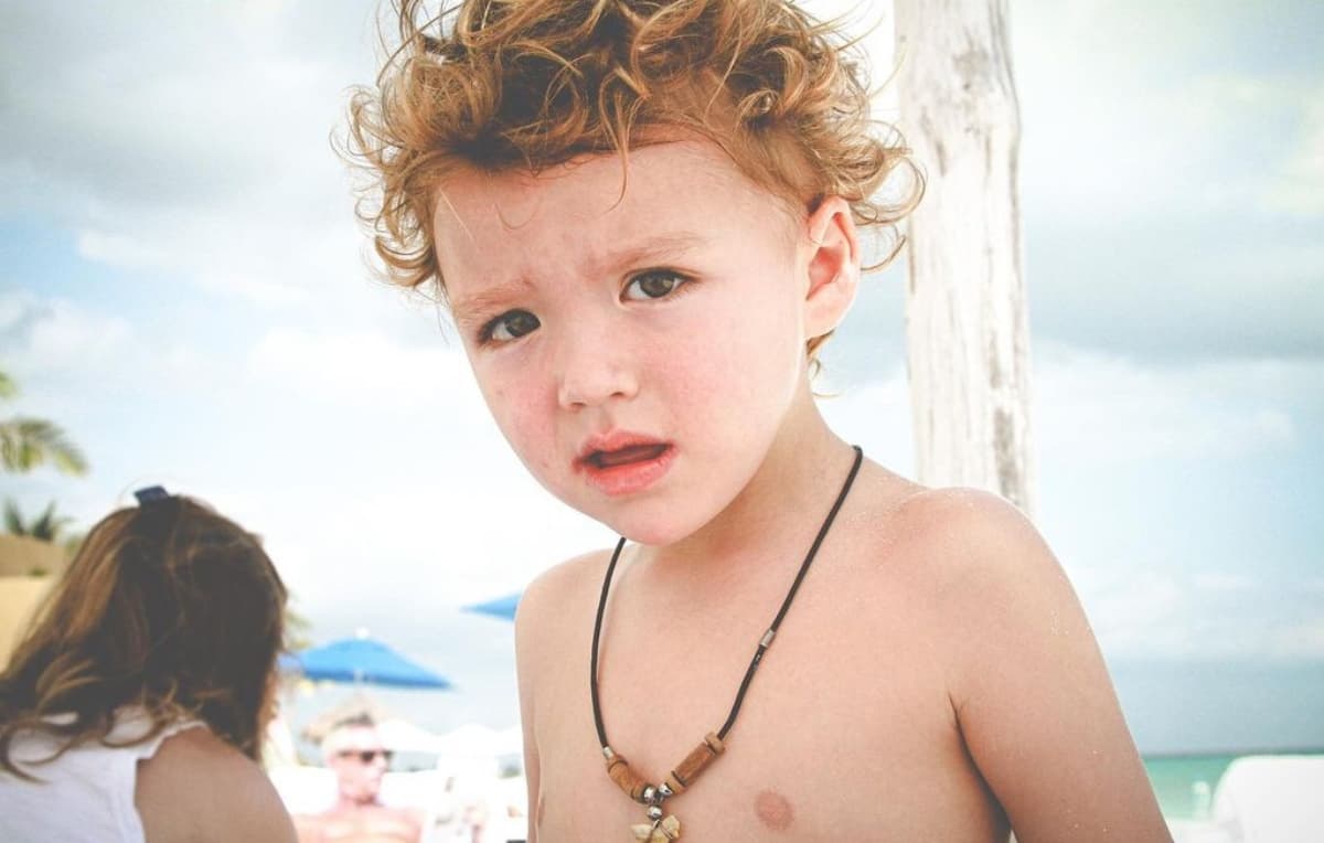 “¿De quién es cumpleaños hoy?” y “INT. CASA – DÍA Era el 2 de noviembre del 2007 cuando”, precisó el novio de Bárbara Mori.