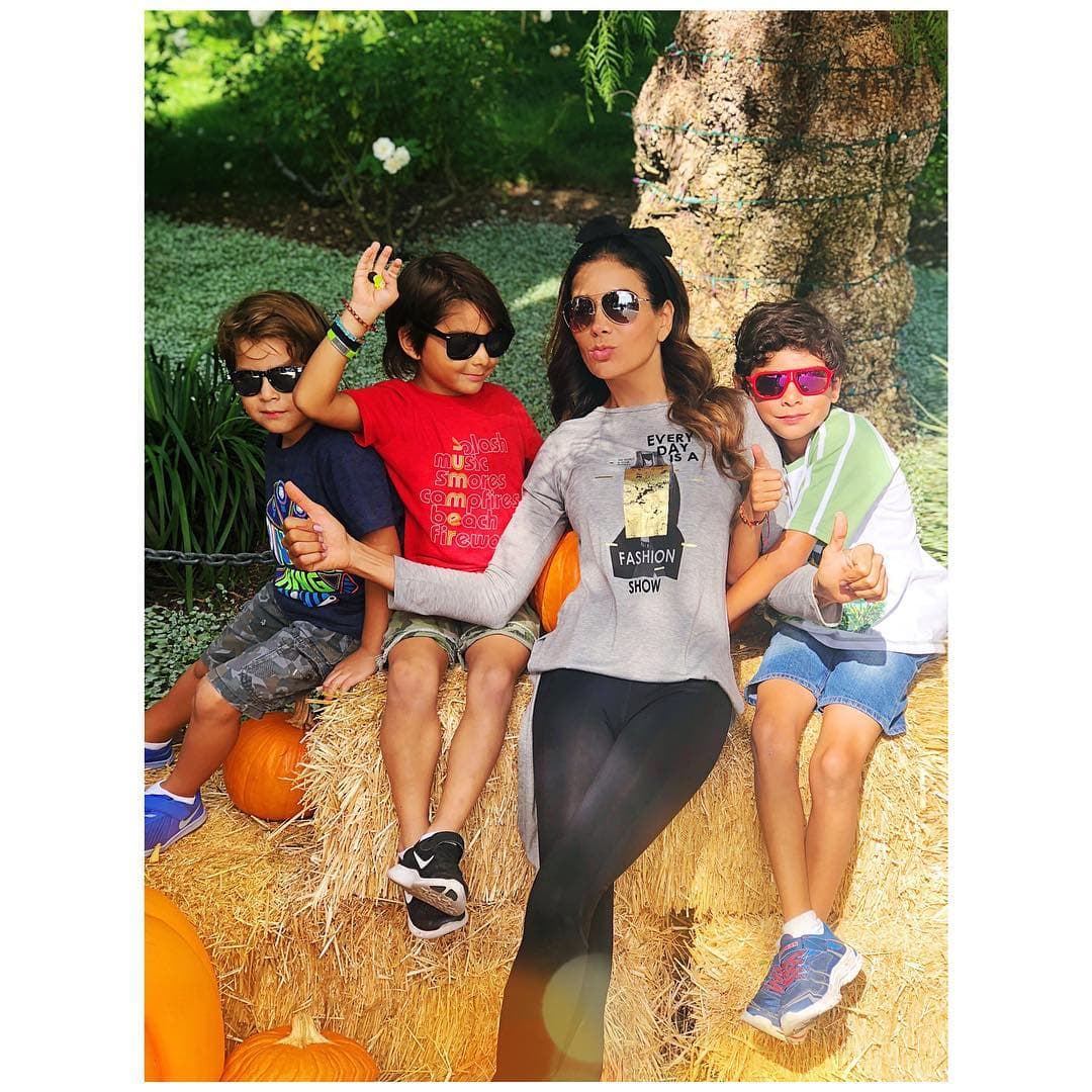 ¡Qué adorable familia!
