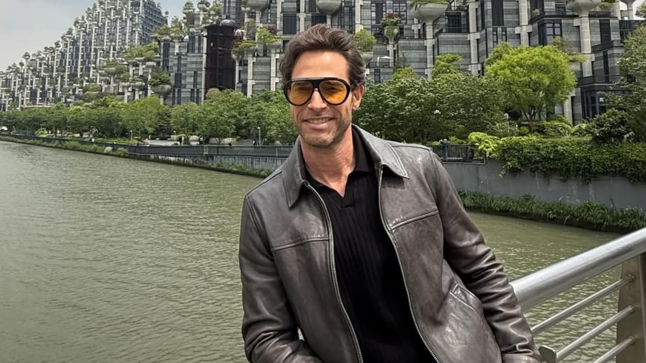 Sebastián Rulli posa junto a su padre e hijo: "Tres generaciones, una misma historia"
