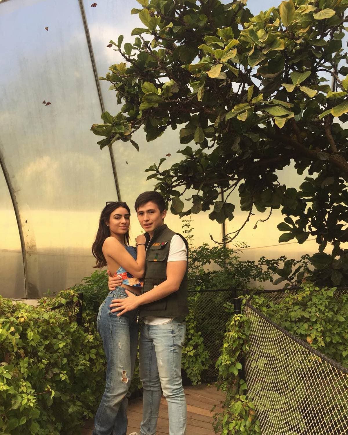 Luego de varios meses de relación, Valentia Buzzurro y Luis Curiel comenzaron a vivir juntos lo que fortaleció aún más su relación.