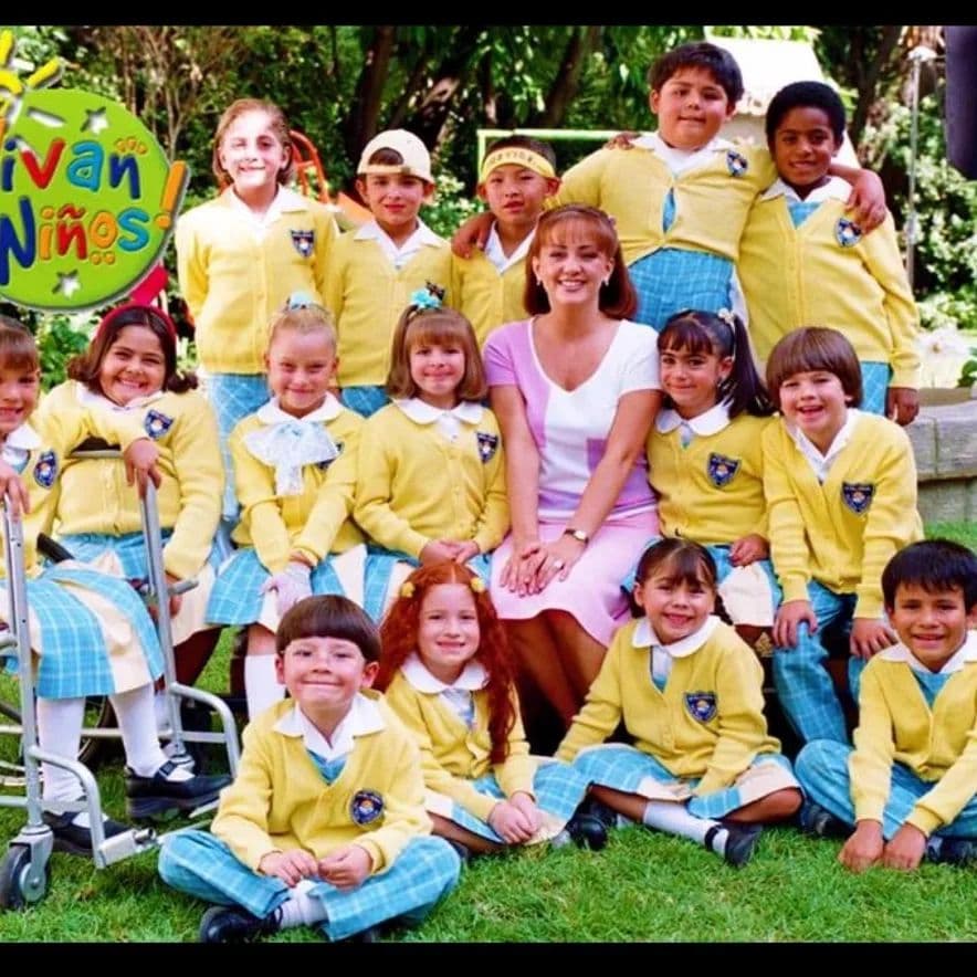 Día del Maestro: famosos con looks de docentes que amamos