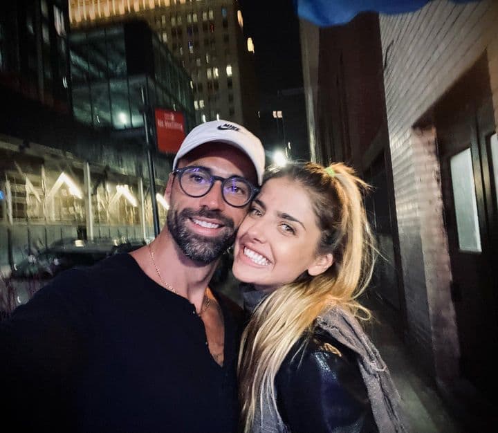 Michelle Renaud presume foto con Matías Novoa y sus suegros.