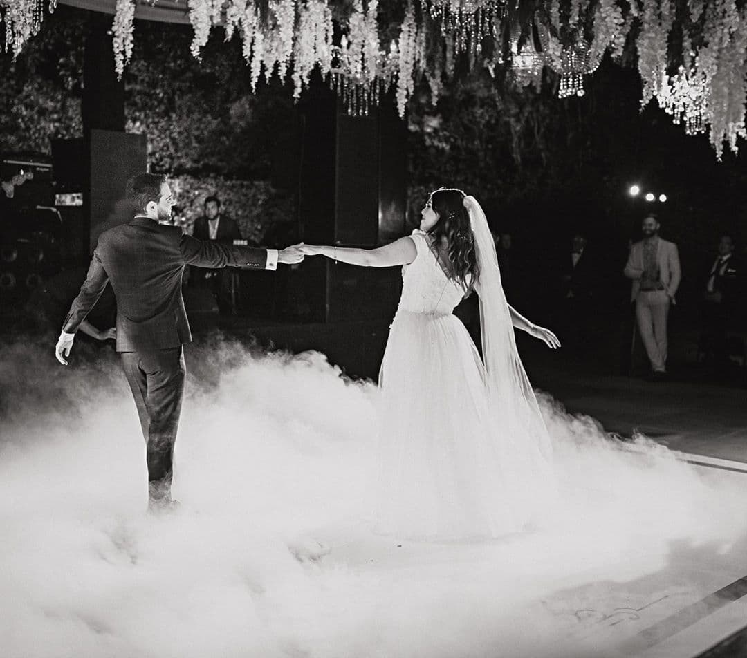 Yuridia y Agustín Aranda se casaron después de 10 años de noviazgo.