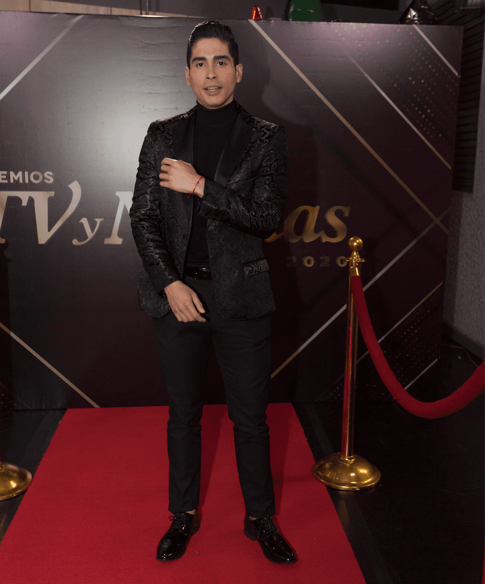 En la novena temporada de 'Como dice el dicho' se sumó Pepe Valdivieso como actor y conductor digital.