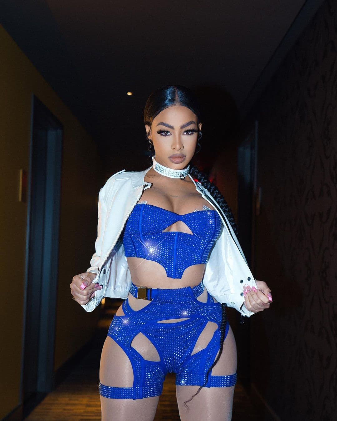 Internautas hicieron evidente un detalle en las fotos que compartió.