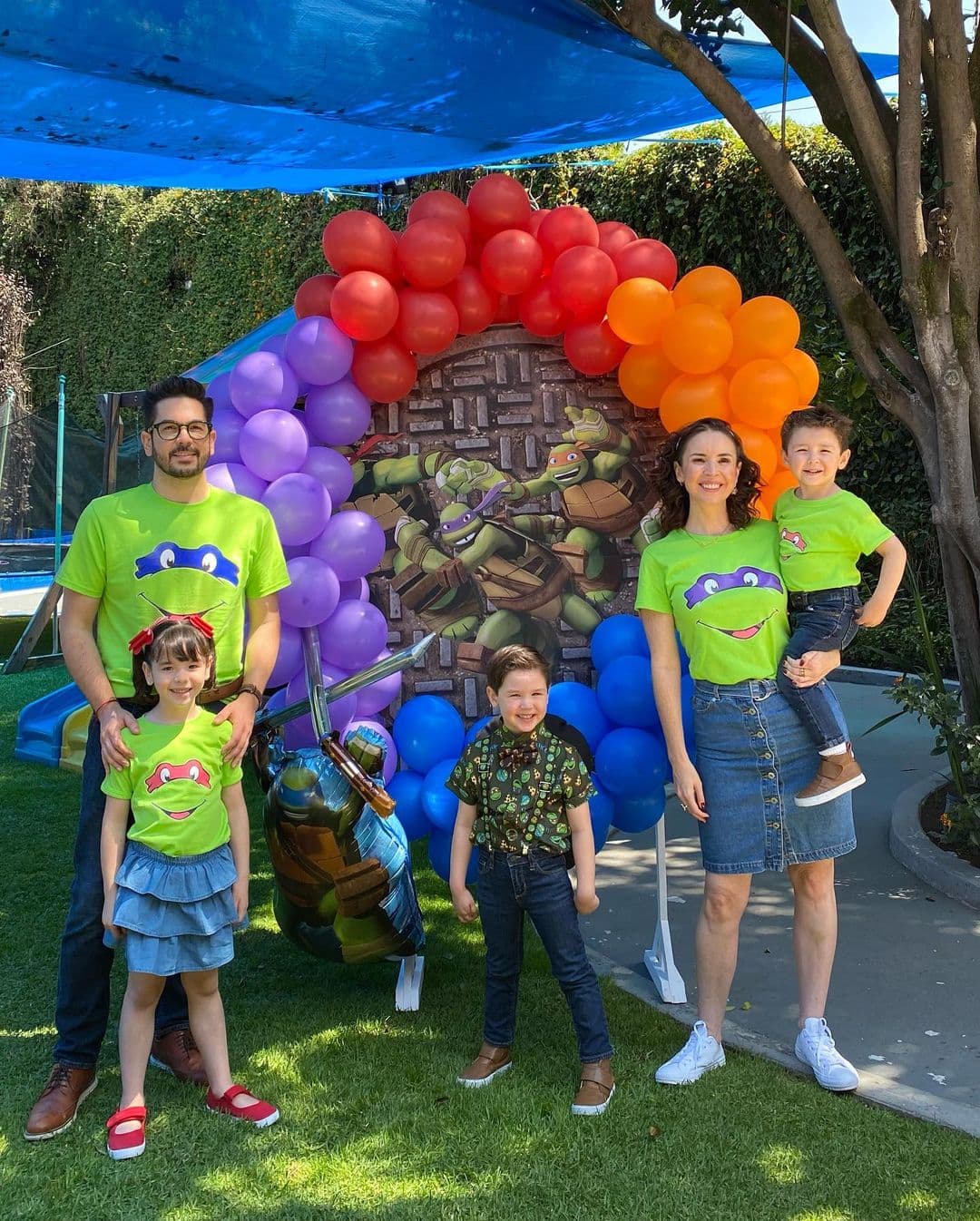 A través de su cuenta oficial de Instagram, la esposa del productor Pedro Ortiz de Pinedo compartió varias imágenes en las que destacó que su segundo hijo quiso que la celebración fuera de las Tortugas Ninja.