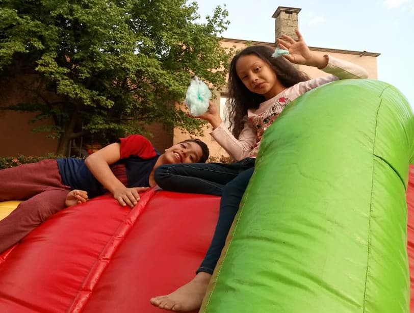 Kemish y Jazlyn seguro estaban planeando un baile en conjunto y así conquistar el escenario. ¿A quién no le gustaría verlos hacer pareja de rutina?