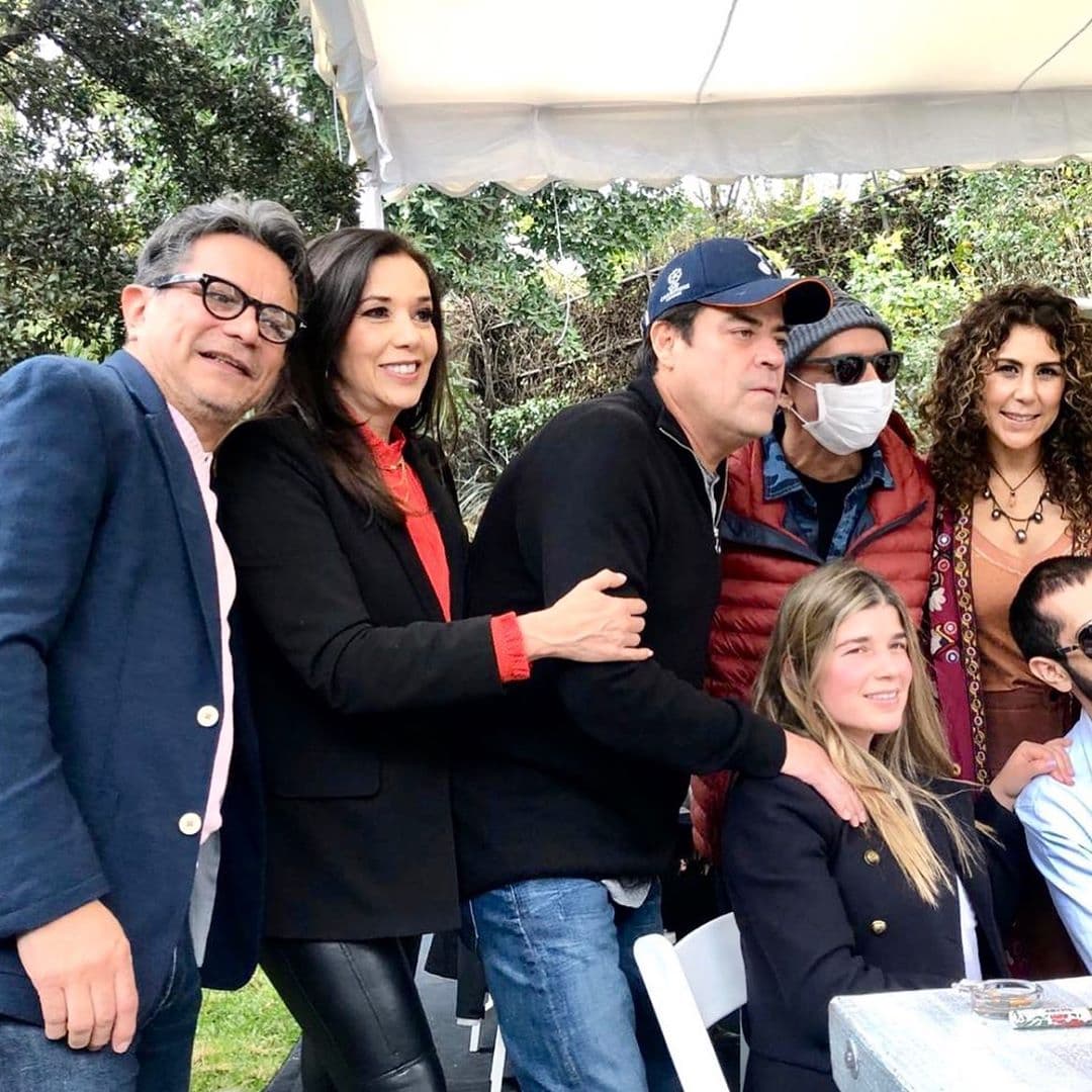 “Qué bendición volver a compartir con amigos, ya extrañaba una reunión así”, dijo en sus siguientes publicaciones.