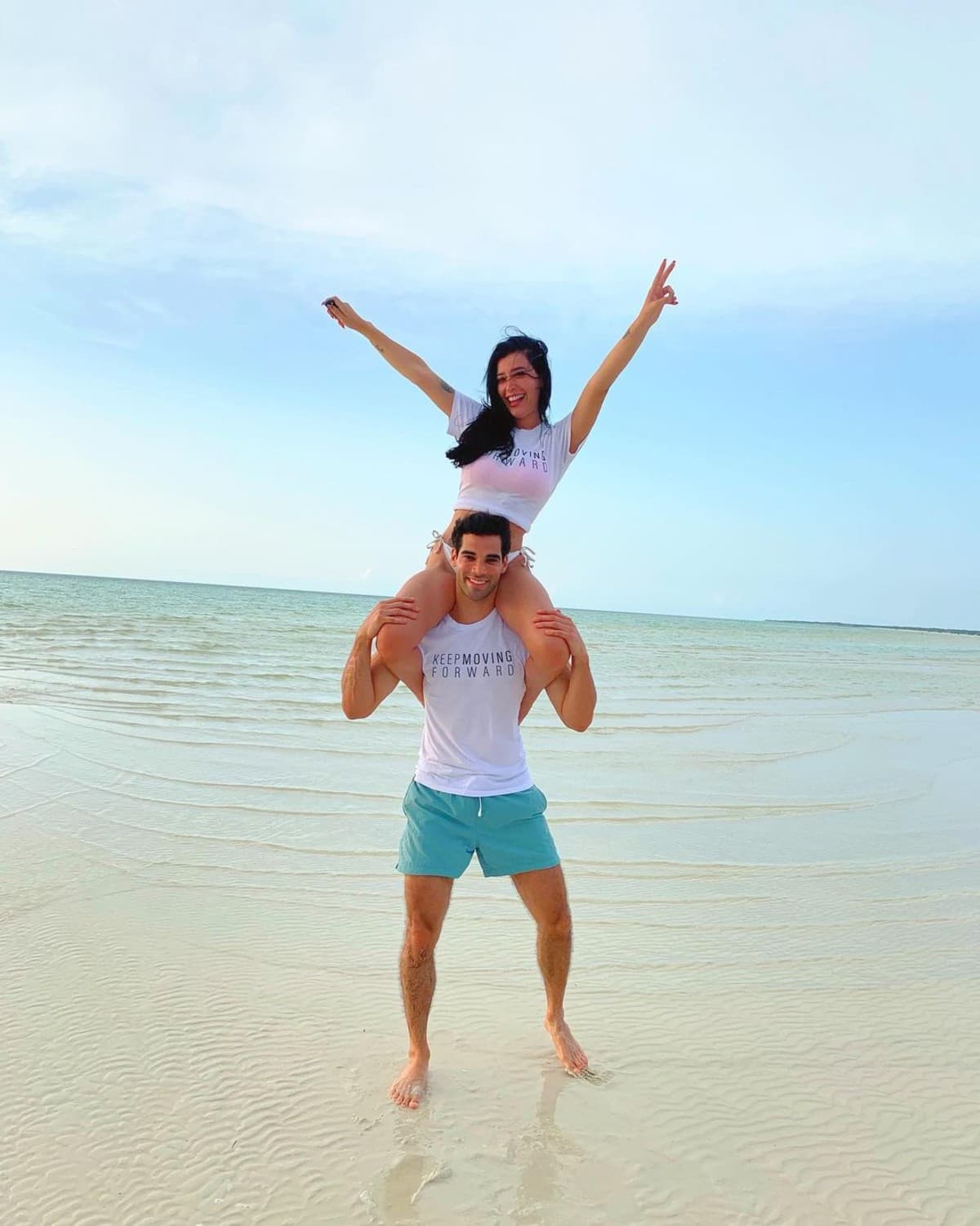 De hecho, el cupido de la pareja fue el mismo Danilo Carrera, pues los famosos se conocieron, hace dos años, en su casa de la Ciudad de México. Y aunque en un principio no se cayeron bien, bastó un nuevo encuentro para que el amor naciera.