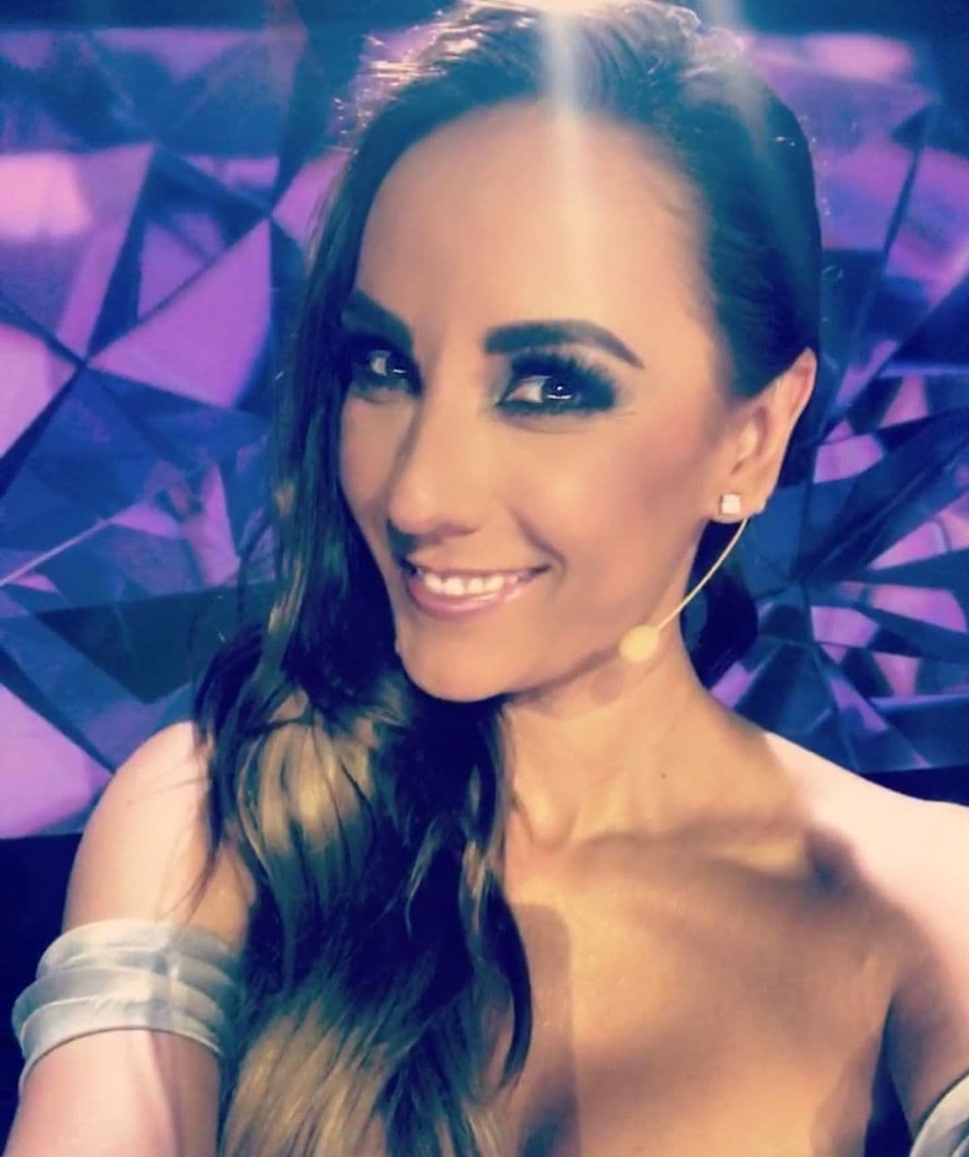 Consuelo Duval también celebró en Instagram haber vencido al virus. “¡¡¡Hoy vuelvo a sonreír con el alma!!! ¡¡He sido dada de alta y el covid ya NO está en mi cuerpo!!”.