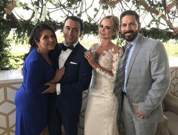 No obstante, la pareja viaja con frecuencia a México, ya sea por compromisos laborales o personales, como hace algunos años cuando acudieron a la boda del comediante Adal Ramones.