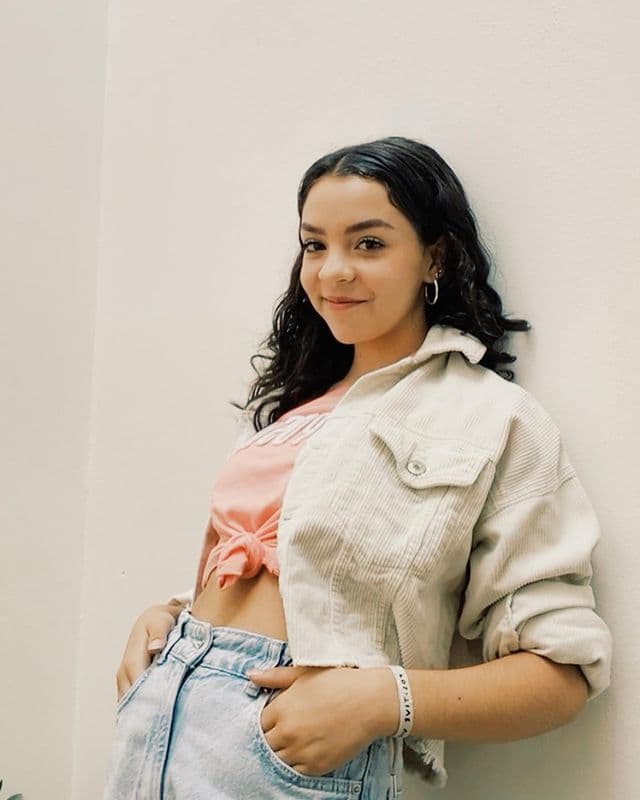La intérprete de 'Rayo', en 'Vencer la ausencia' heredó el talento y belleza de su mamá, Mariana Garza.