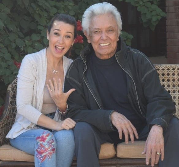 Alberto Vázquez anuncia boda a los 81 años con su prometida 43 años menor que él
