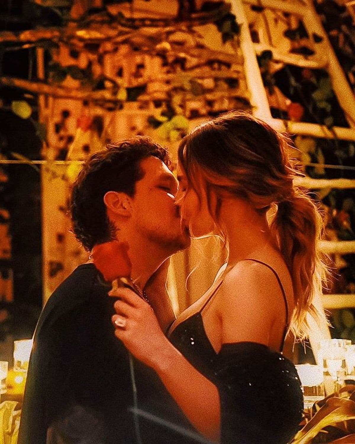 Belinda sorprende a Christian Nodal con fiesta de cumpleaños.