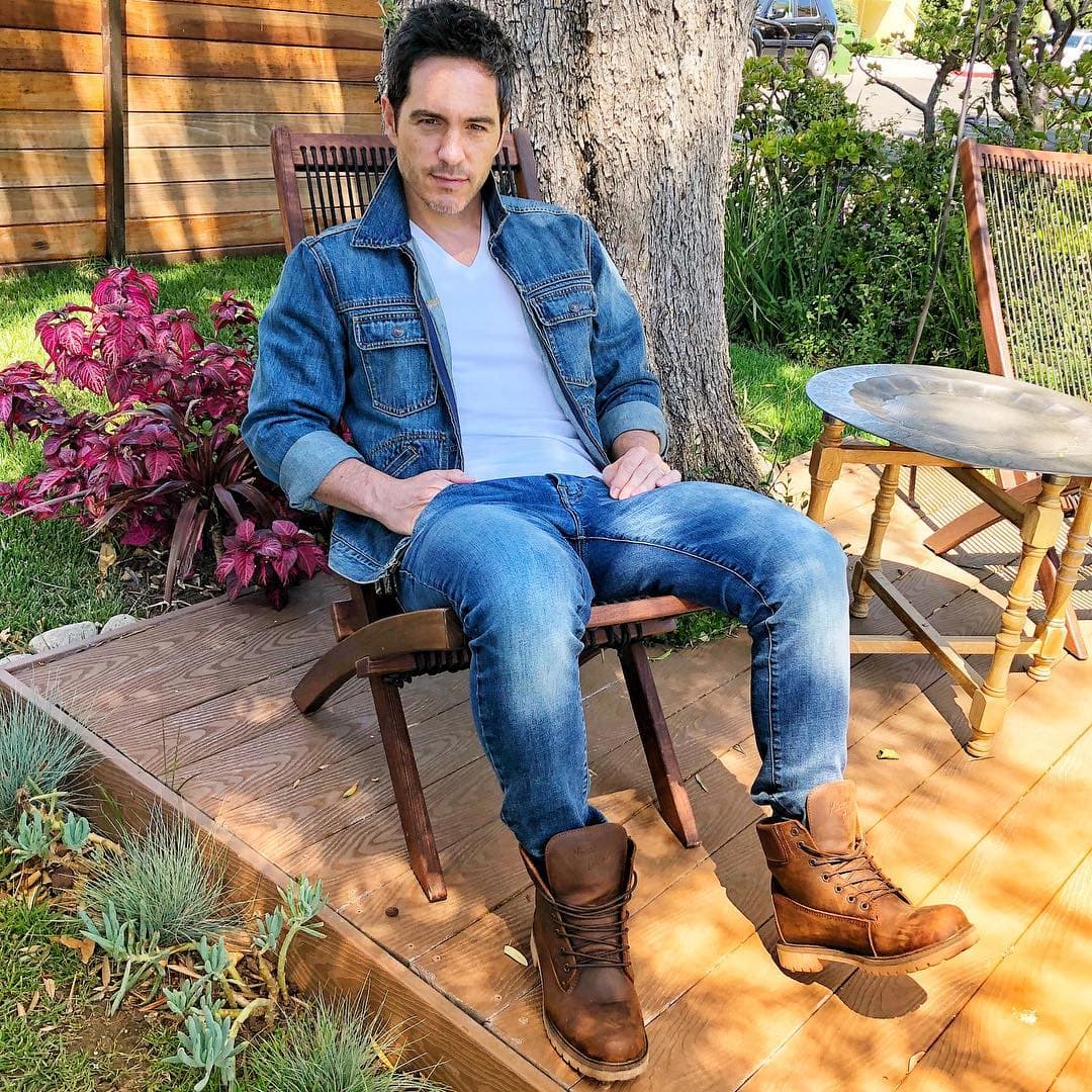 Mauricio Ochmann reacciona a foto en la que aparece desnudo: ‘Me hicieron quedar muy bien’