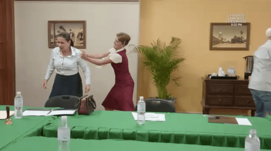 Revive la escena: ¡La pelea de Justina y Bruna!