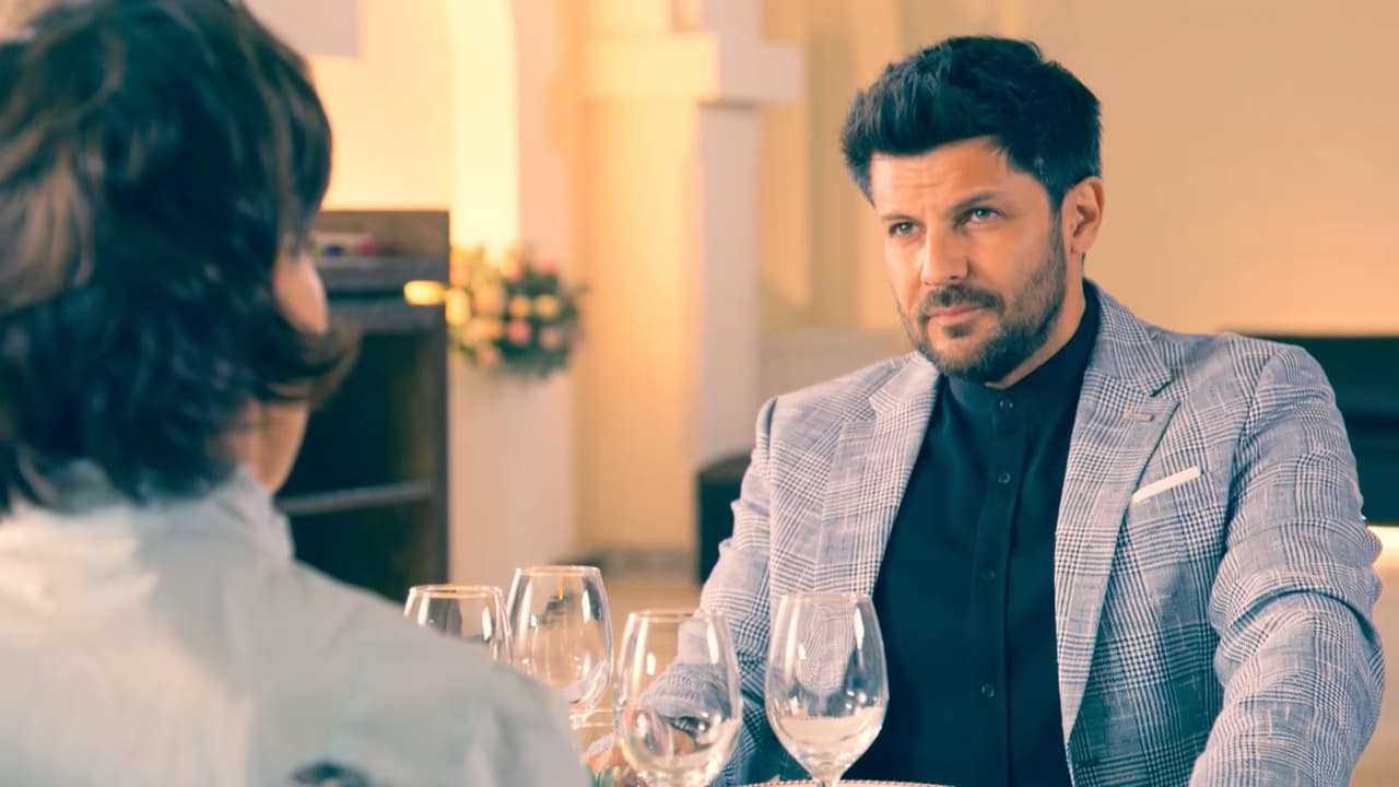 Laura y Adrián tienen una cita