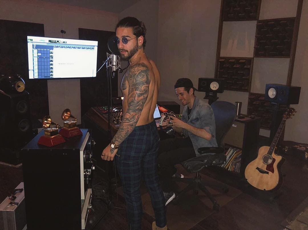 Trascendió que su sexy tía, Yudy Arias, se ha lanzado también a la cantada.