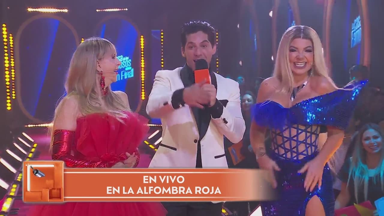 Shanik Berman y Paola Durante fueron las primeras personas en desfilar en la alfombra roja de la última pre-gala de 'La Casa de los Famosos México'