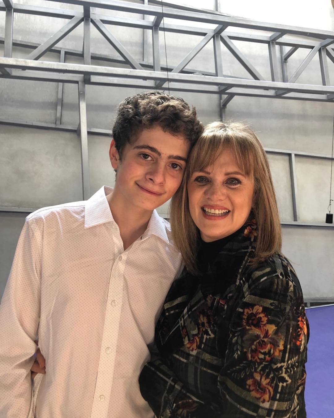 Llaman a Erika Buefil “la suegra de México” tras aparecer bailando junto a su hijo Nicolás
