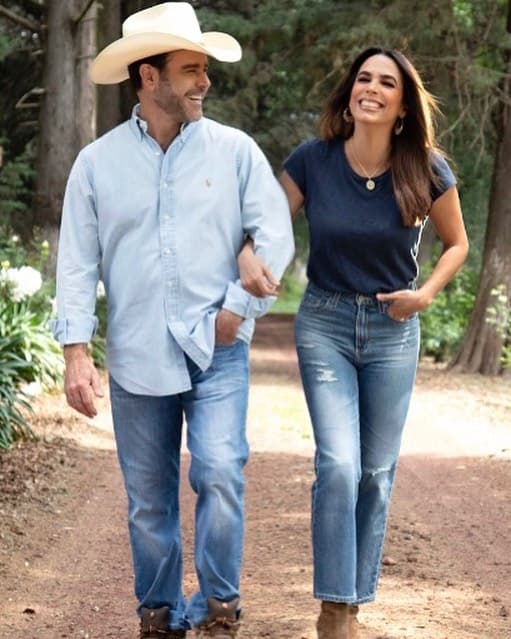 Eduardo Capetillo reaparece en romántica foto junto a Biby Gaytán tras revelar diagnóstico de cáncer