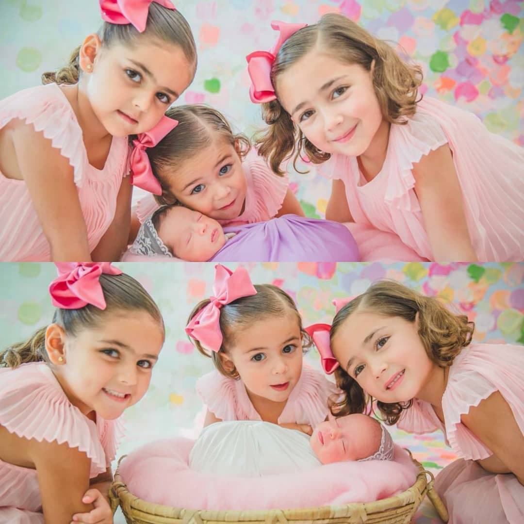 Las mellizas completaron la familia que formó desde hace siete años Jacqueline Bracamontes y Martín Fuentes, con quien también procreó a sus hijas mayores: Jacky, Carolina y Renata.