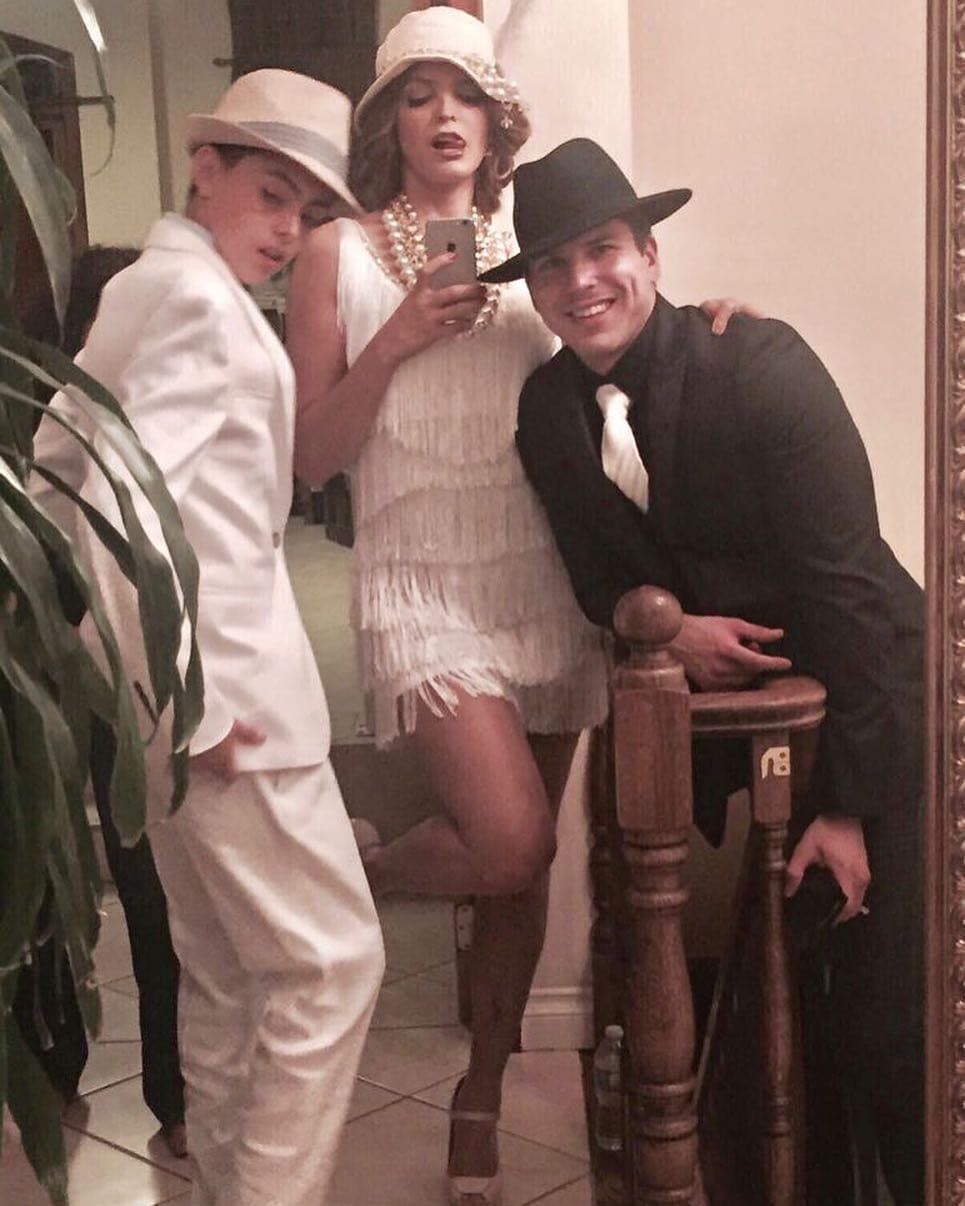 La relación de Ana Bárbara y Ángel Muñoz lleva casi siete años, durante los cuales la diferencia de edad (15 años) no ha sido un inconveniente. En muy pocas ocasiones la cantante ha mostrado a su ahora prometido en redes sociales.